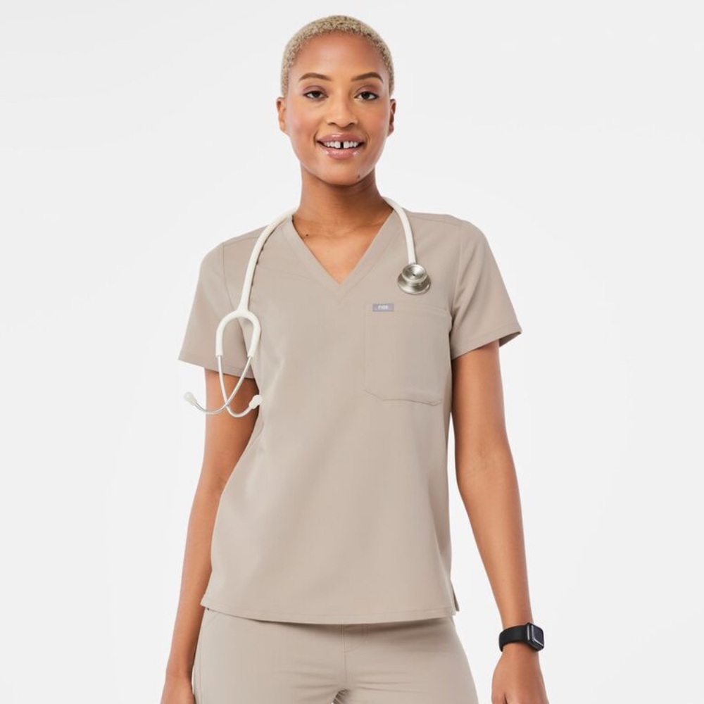 Catarina Scrub Top